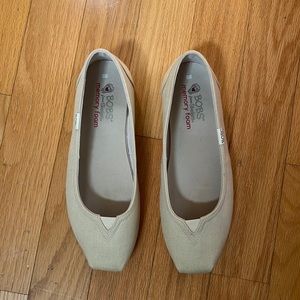 Bobs, beige espadrilles, size 9